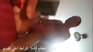 نيك قوي وعنيف يدخله في كسها سيع جدا