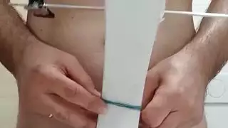 إباحية العلاج السلوكي المعرفي المتطرفة: صفع الخبير بالمناشف الساخنة وتعذيب الخصيتين