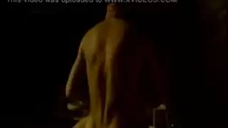 ثدي طبيعي ضخم ومؤخرة كبيرة على ميلف شقراء ساخنة