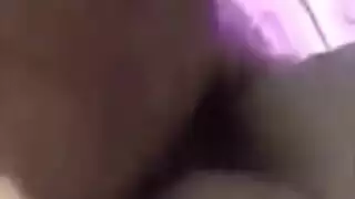 فى وحده بتحب الدلع وجميله