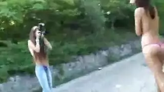 شباب هواة يضربون وجه السمراء الروسية مص عنيف